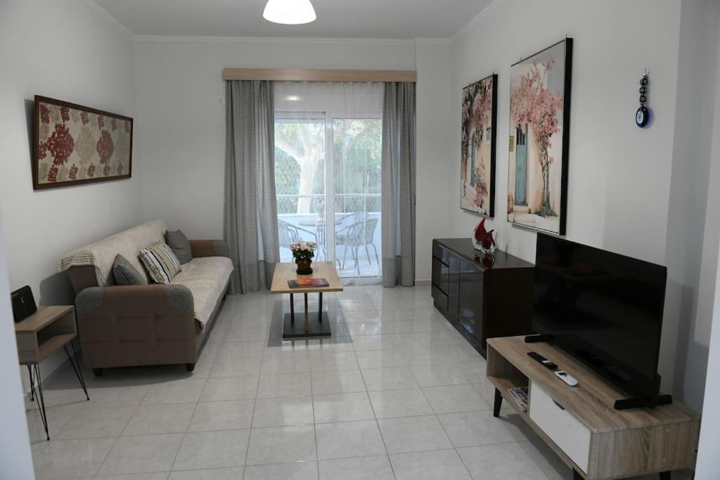 Emerald Cozy Rhodes City
